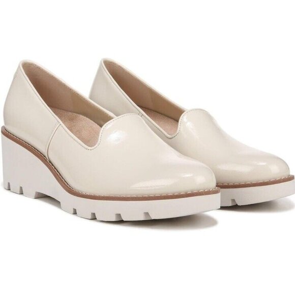 Vionic Womens 9.5  Aster Willa Wedge Ivory Patent Leather  Arch Support New‎ - Picture 1 of 4